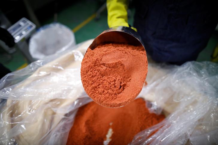 Recycled cobalt sulfate is seen at an urban mining plant in Gunsan, South Korea, April 2, 2018. Picture taken on April 2, 2018.   REUTERS/Kim Hong-Ji