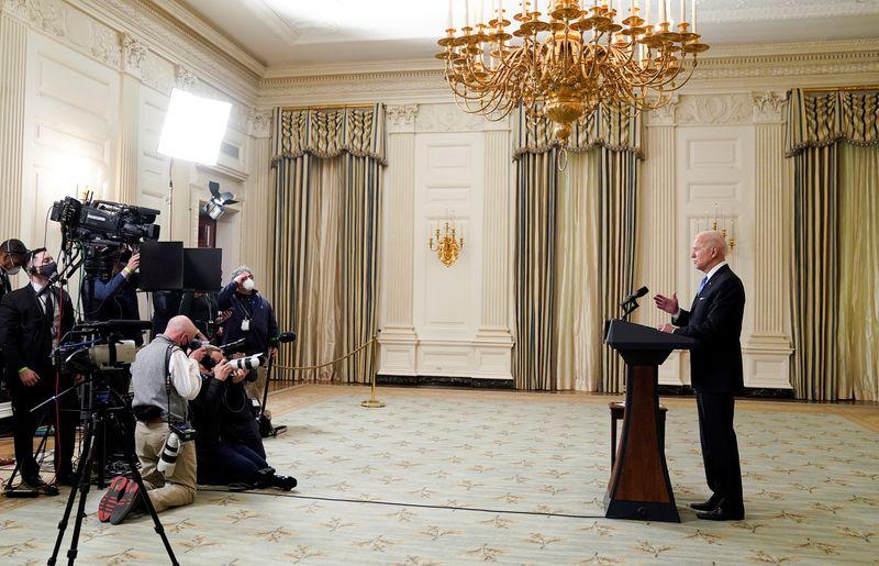 U.S. President Joe Biden as he speaks about the Biden administration's coronavirus disease (COVID-19) pandemic response in the State Dining Room at the White House in Washington, U.S., March 2, 2021. REUTERS/Kevin Lamarque - RC293M9TCBW7