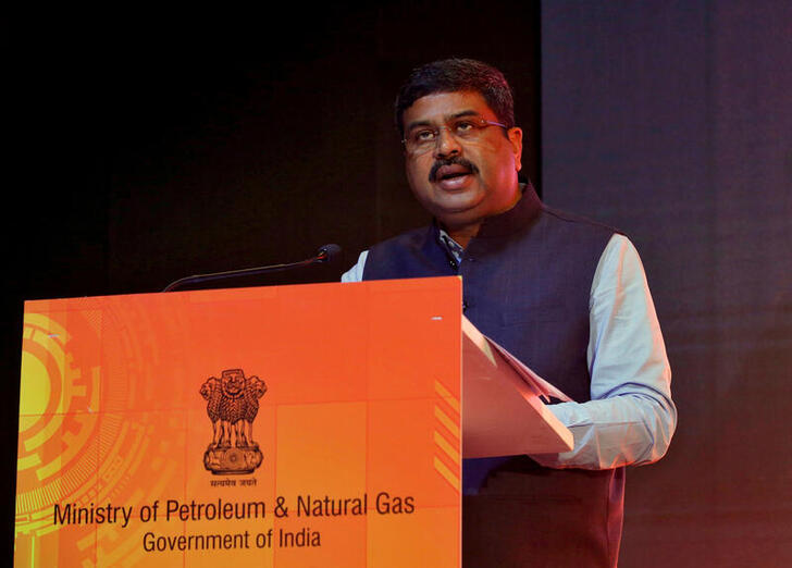 FILE PHOTO: India's Oil Minister Dharmendra Pradhan speaks at a road show organised by the Directorate General  of Hydrocarbon (DGH) in Mumbai, India, October 26, 2017. REUTERS/Shailesh Andrade/File Photo