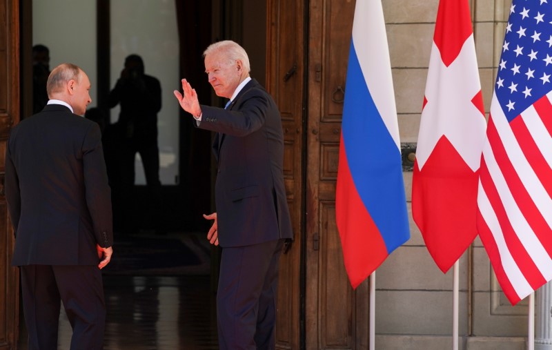 U.S. President Joe Biden and Russia's President Vladimir Putin meet for the U.S.-Russia summit at Villa La Grange in Geneva, Switzerland, June 16, 2021. REUTERS/Kevin Lamarque