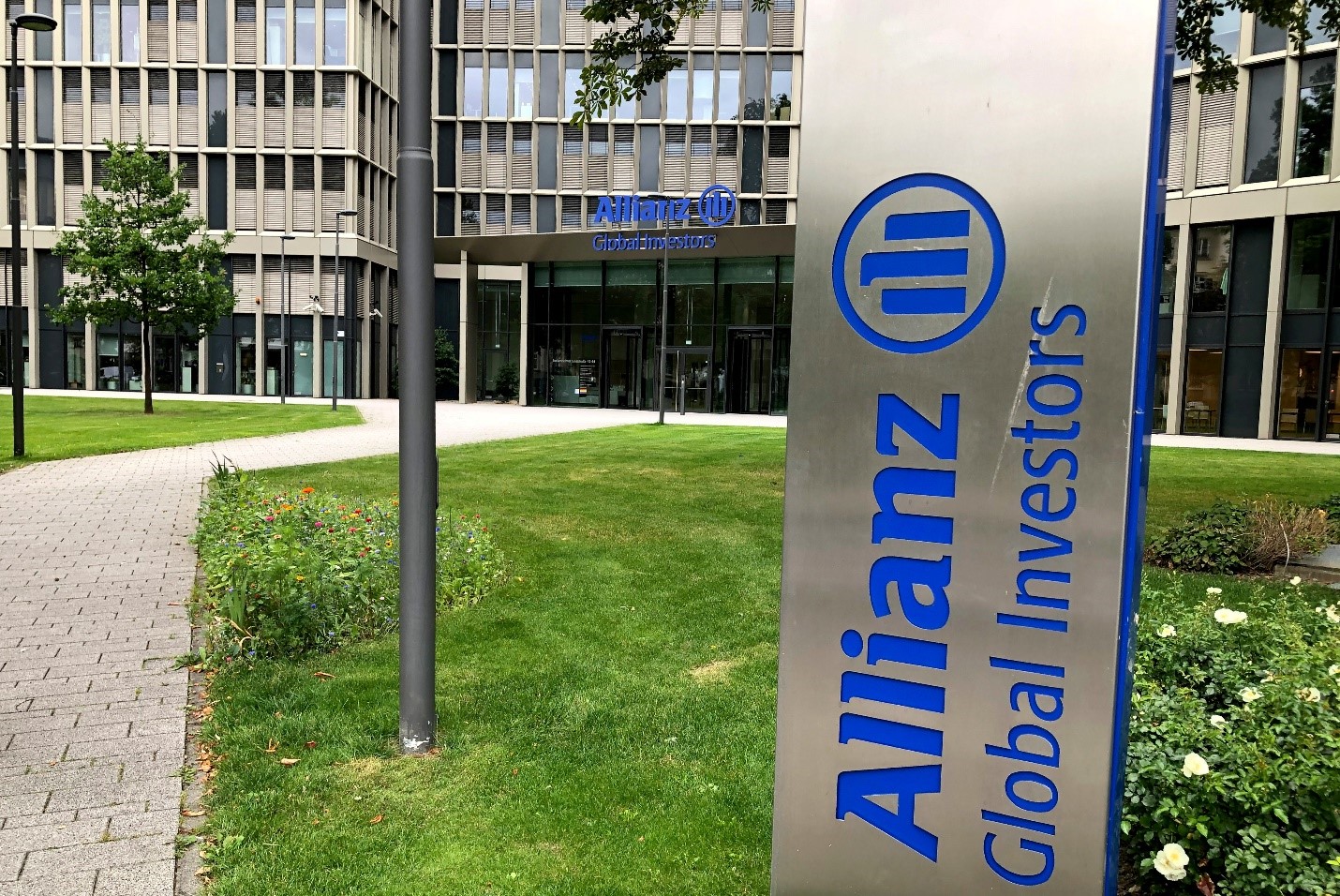 Allianz-2