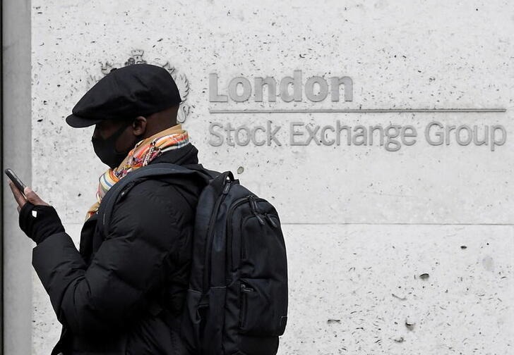 Reuters reveals FTSE 100 posts biggest annual gains in five years