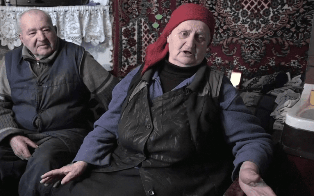 Elderly Ukrainians left behind in bombed-out village
