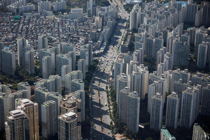 FILE PHOTO: An aerial view shows apartment complexes  in Seoul, South Korea, October 5, 2020.    REUTERS/Kim Hong-Ji/File Photo