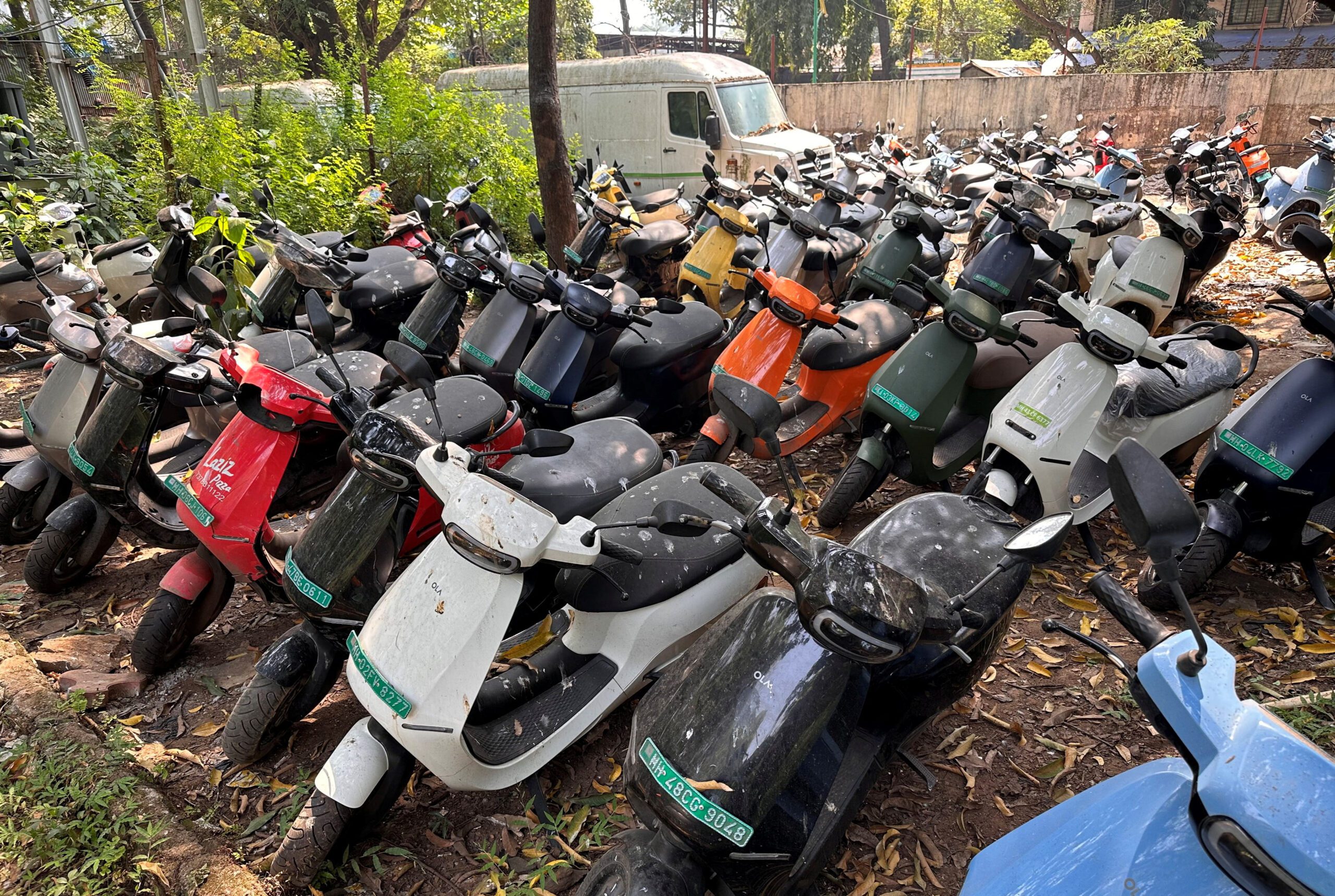 Ola electric scooters are seen outside the Ola Electric Service Centre, in Thane on the outskirts of Mumbai, India, October 25, 2023. REUTERS/Francis Mascarenhas